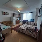 Lägenhet Genti 75 Tirana